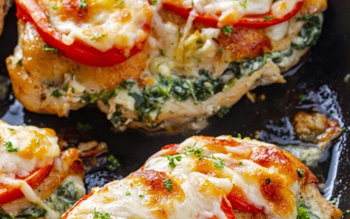 low carb spinach stuffed chicken