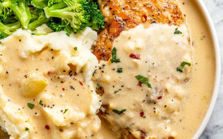 creamy garlic chicken breasts